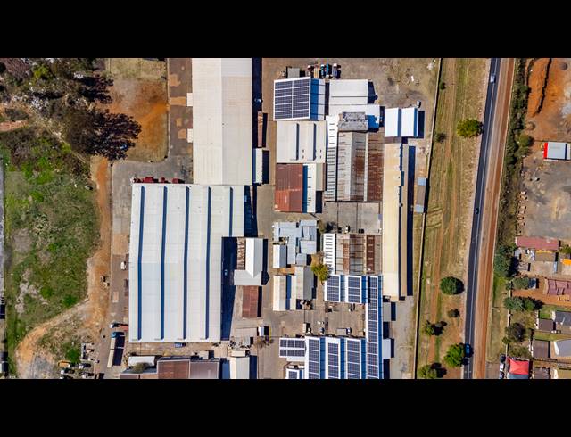200M² WORKSHOP TO LET IN NOLDICK
